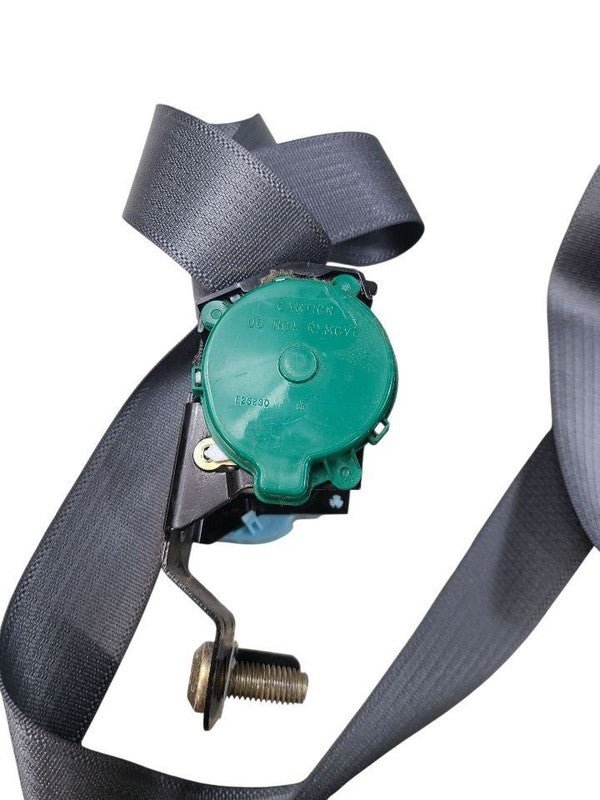 SILVRDO15 2002 Seat Belt Rear 638802