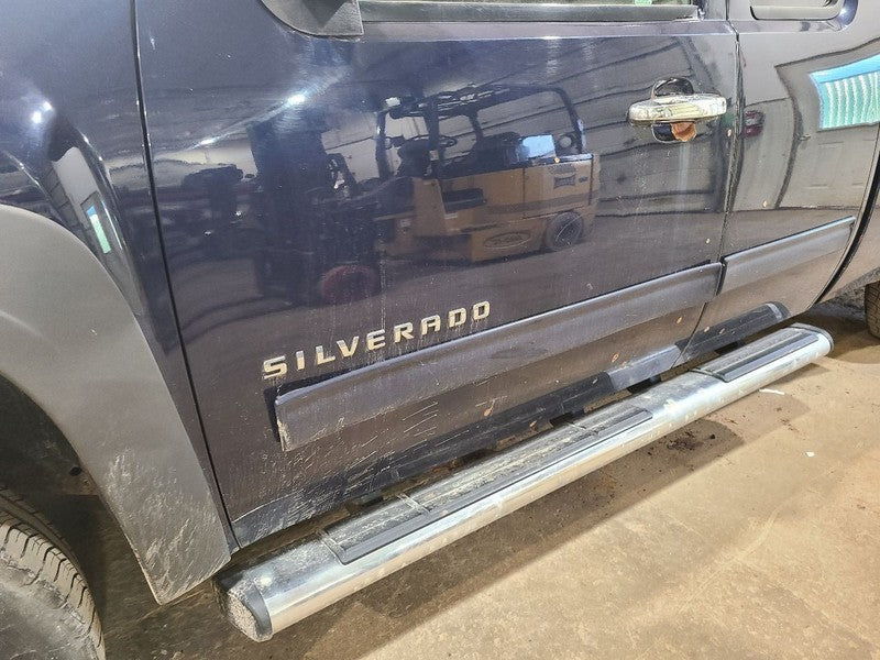 Driver Front Door Thru 11/14/10 Fits 10-11 SIERRA 1500 PICKUP 679185