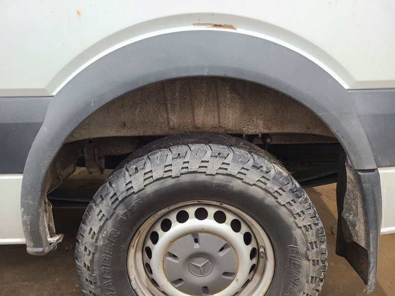 SPRINTV25 2012 Fender Flare/Extension 676095
