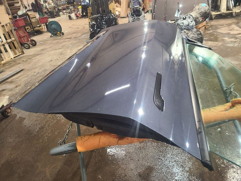 TESLA 3   2023 Front Door 652585