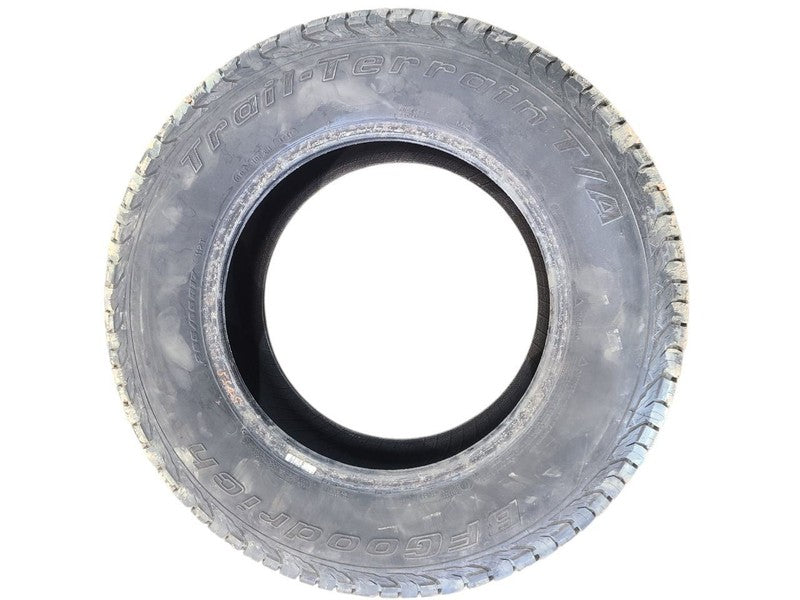 2 Used Tires 265 65 17 BFG TRAIL TERRAIN 75%  666639