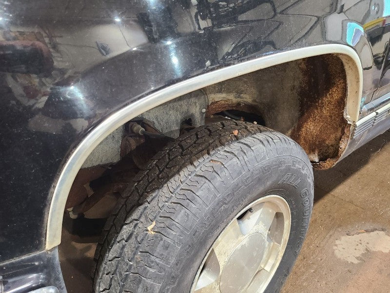 TCHEV1500 1998 Fender Flare/Extension 665406