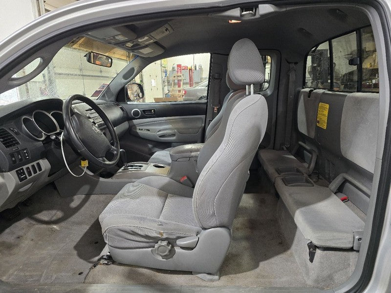 Seat Belt Front Bucket Seat Crew Cab 4 Door Passenger Fits 05-15 TACOM