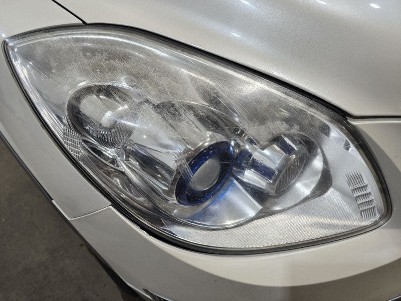 Passenger Headlight Xenon HID Without Opt T97 Fits 08-12 ENCLAVE 61169