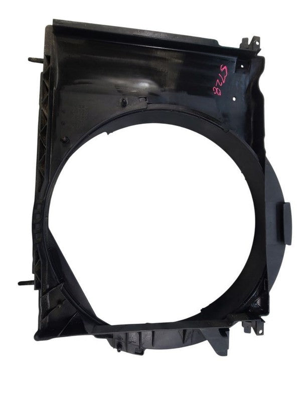 H3        2006 Radiator Shroud 679903