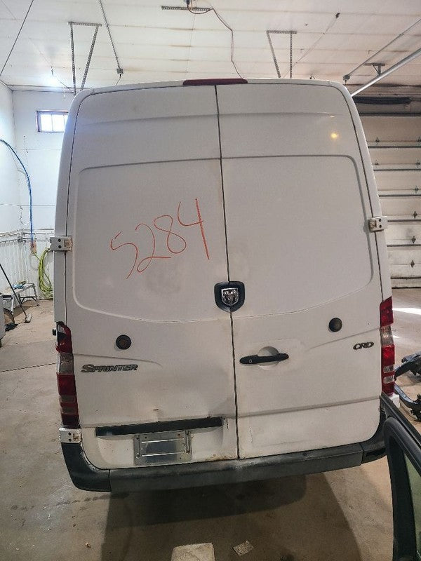 Passenger Front Seat Bucket Cloth Manual Fits 07-09 SPRINTER 2500 6511