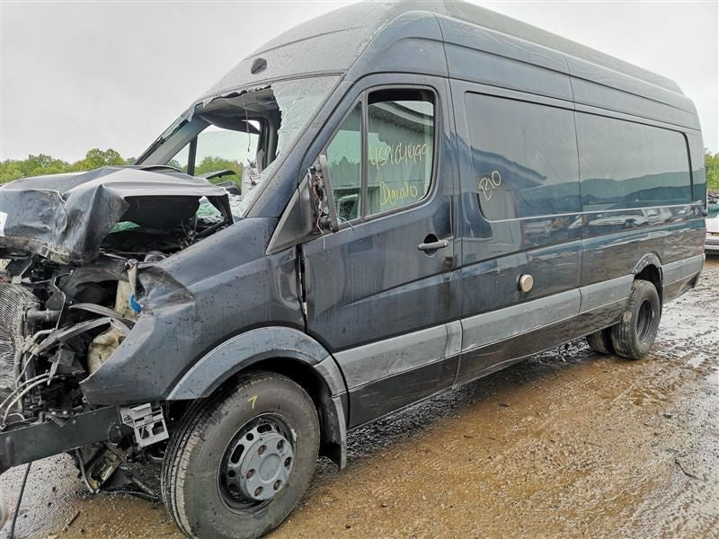 Passenger Side View Mirror Power Fits 07-09 SPRINTER 2500 590862