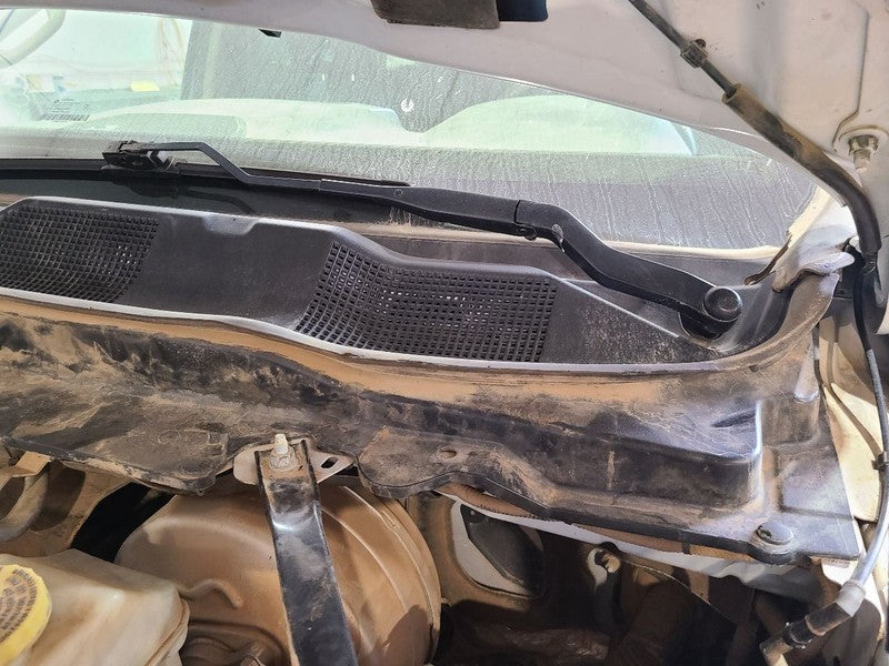 RAM2500   2019 Cowl 674136