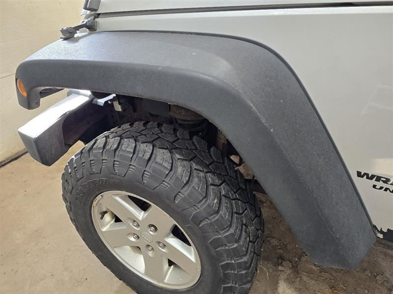 Front Driver Fender Flare/Extension Fits 2008 WRANGLER 604027