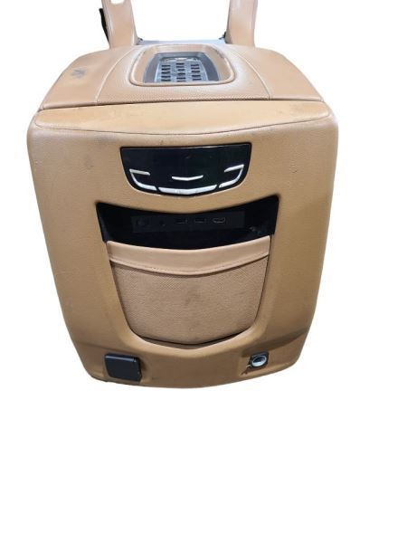 Console Front Floor With Refrigerated Compartment Fits 16-19 ESCALADE 