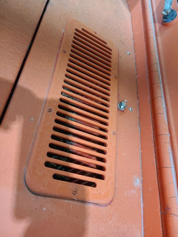 CJ        1986 Cowl 677951