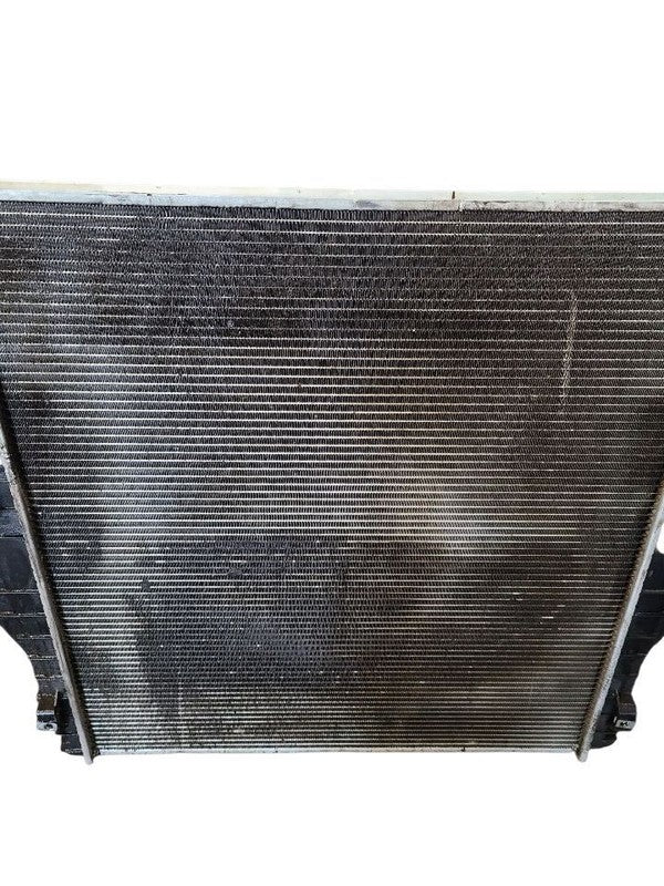 Radiator Fits 03-05 DODGE 2500 PICKUP 641785