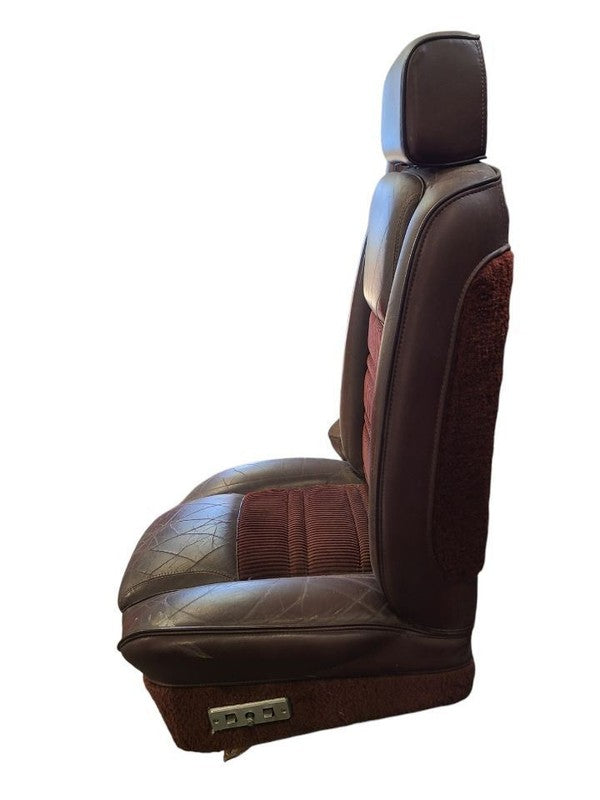 GRAND-WAG 1991 Front Seat 678970