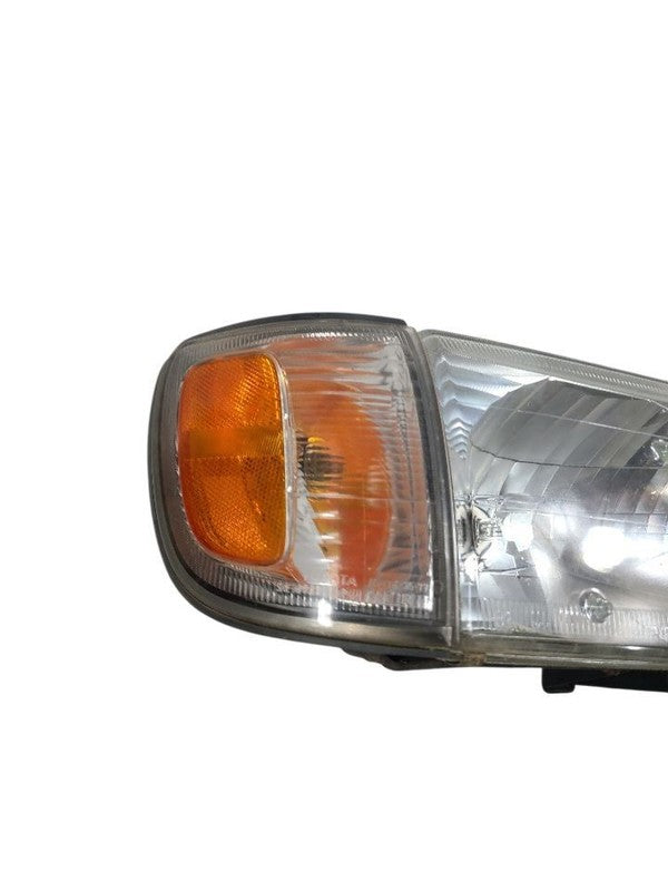 Passenger Right Headlight Fits 99-02 4 RUNNER 653410