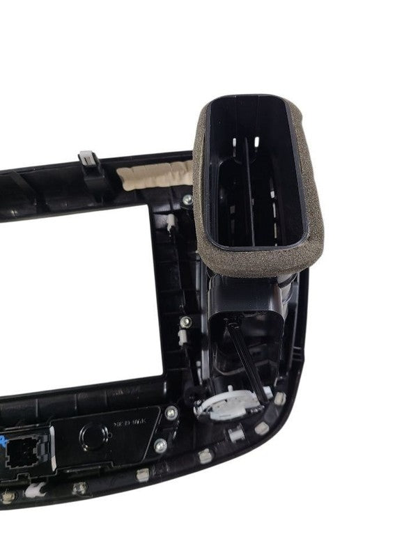 200       2015 Dash Bezel 645605