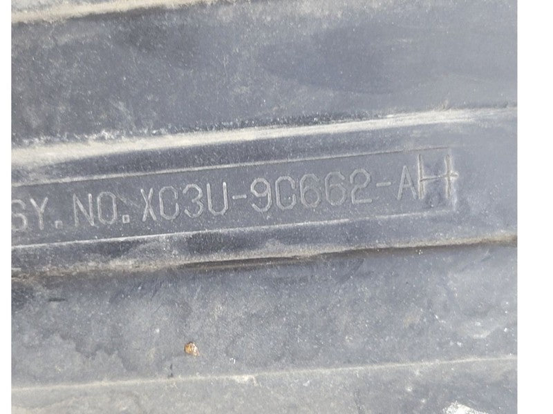 Air Cleaner 7.3L Diesel Fits 99-01 FORD F250SD PICKUP 677267
