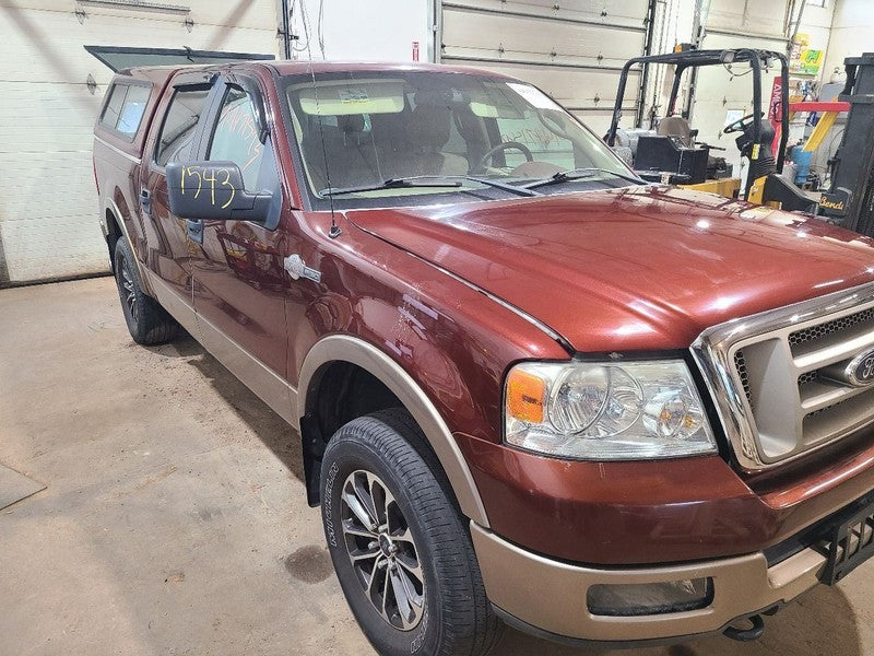 F150      2005 Glove Box 666945