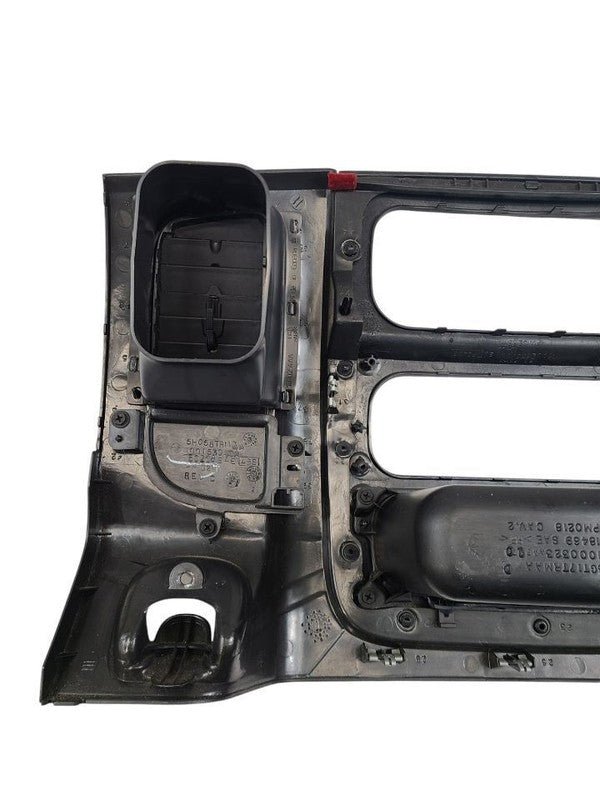 RAM1500   2005 Dash Bezel 615282