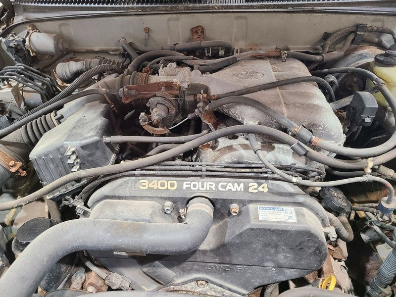 Passenger Right Headlight Fits 99-02 4 RUNNER 672841