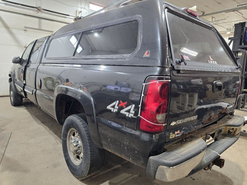 SILVRDO25 2005 Seat Belt Rear 646095