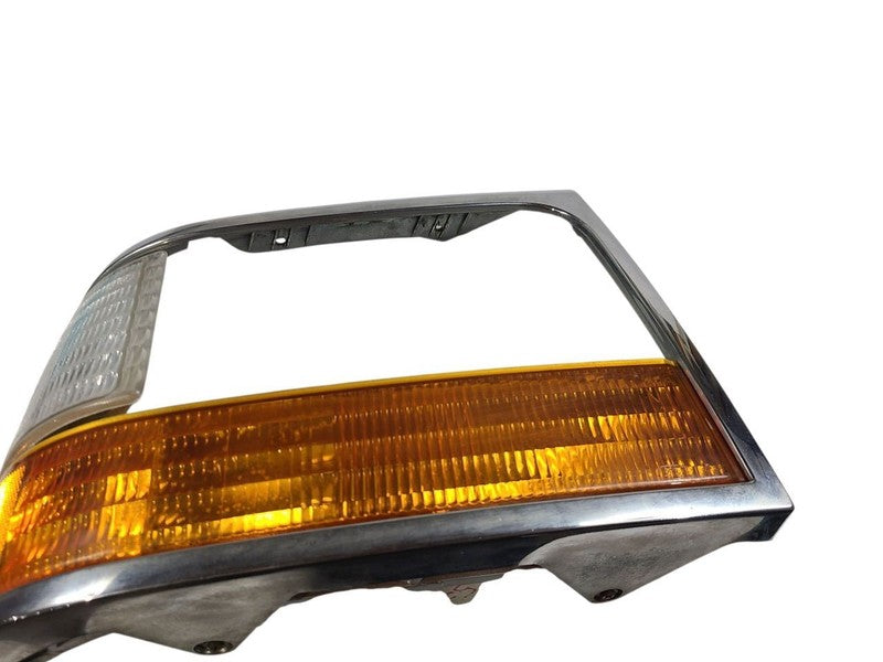 Passenger Headlight Door/Cover From 8501 GVW Fits 92-97 FORD F250 PICK