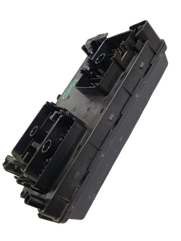Fuse Box Engine VIN P 4th Digit Limited Keyless Entry Fits 15-16 CRUZE