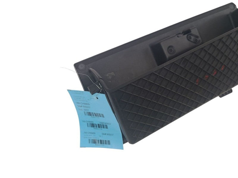 RAM1500   2009 Glove Box 627715