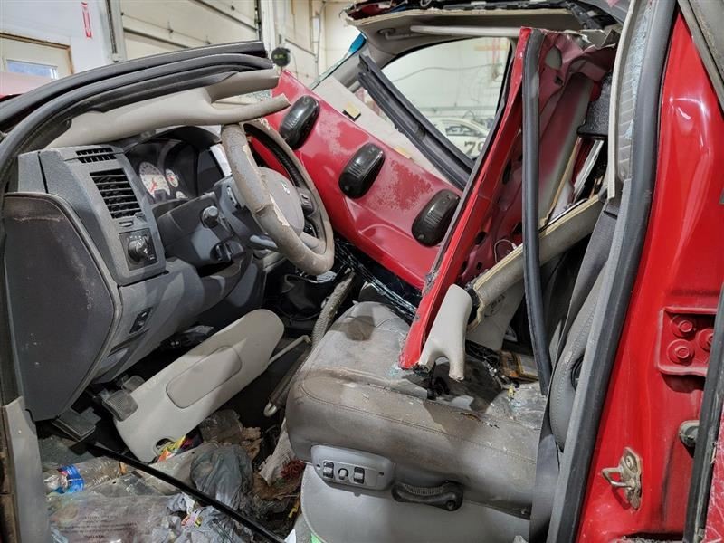 REAR RAM2500   2006 Driver's Side Retractor Seat Belt Rear 566601