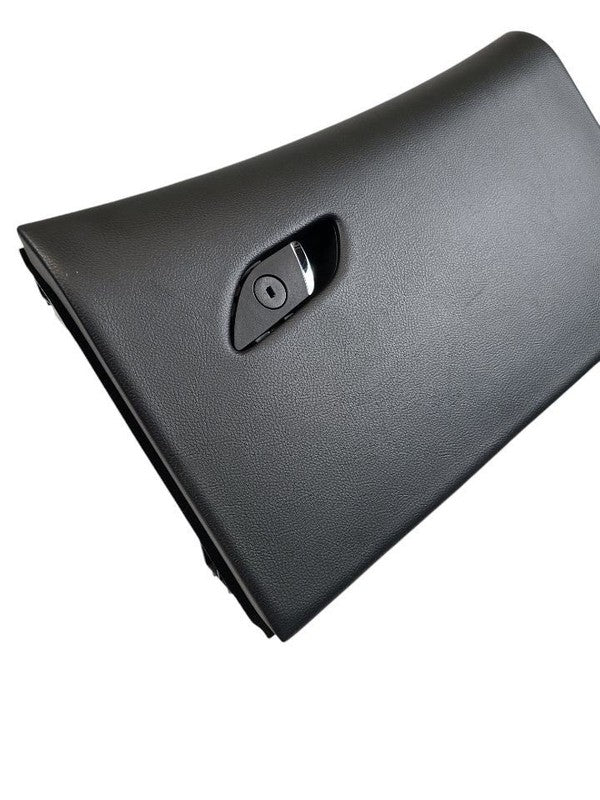 MKZ       2016 Glove Box 612203