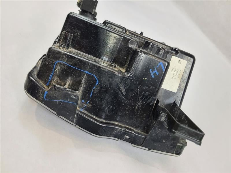 Driver Corner/Park Light Classic Style Fits 16-19 SILVERADO 1500 PICKU