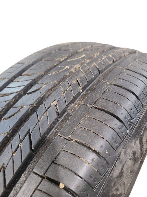 2 Used Tires Nexen N5000 215-55-17 10/32  664886