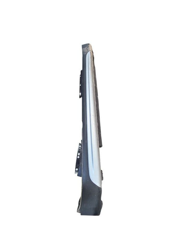 COUNTRYMA 2019 Rocker Panel Moulding 674685