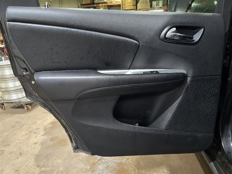 JOURNEY   2011 Door Trim Panel Rear 607383