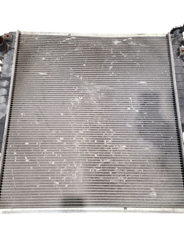 Radiator Fits 03-05 DODGE 2500 PICKUP 617080