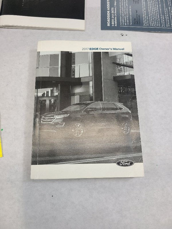 EDGE      2017 Owners Manual 612869