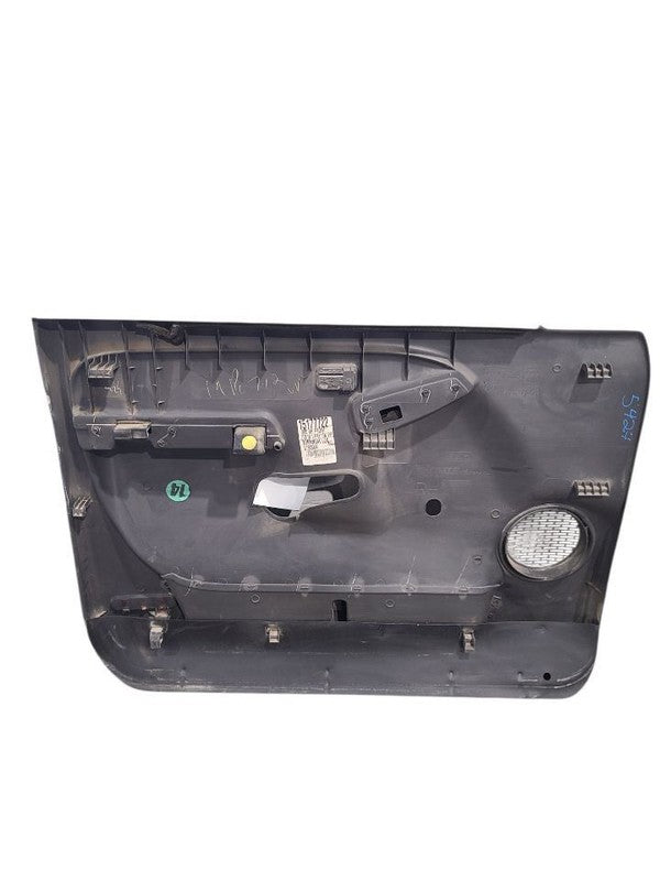 SILVRDO15 2003 Front Door Trim Panel 660627