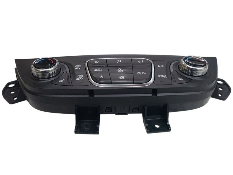 Temperature Control Panel Dual Zone Fits 20-24 EQUINOX 679909