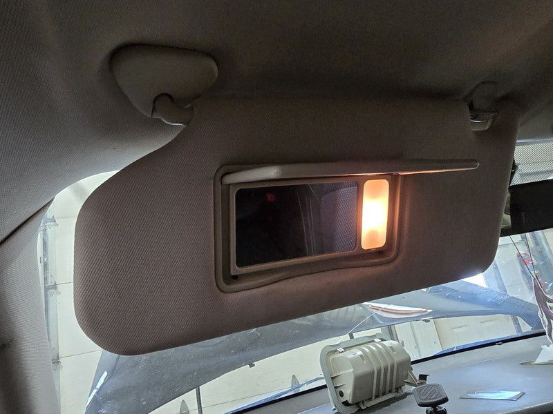Driver Sun Visor Plug-in Hybrid Phev US Market Fits 17-22 OUTLANDER 61