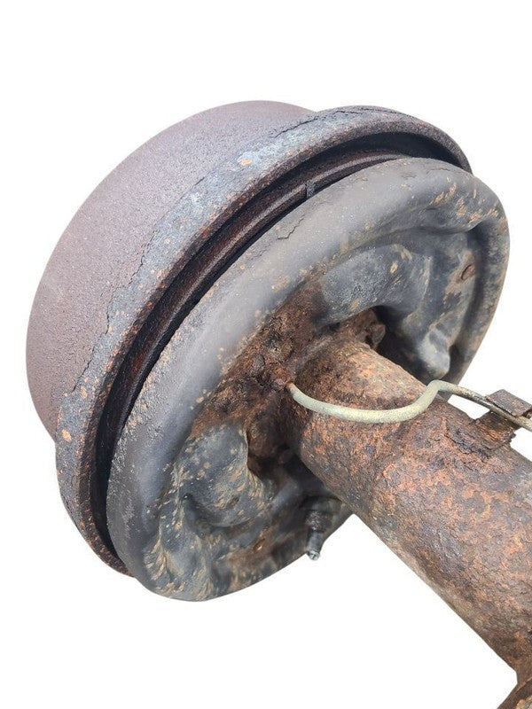 Rear Axle 4WD Round Cover 10 Bolt 8.25" Ring Gear Fits 97-99 DAKOTA 66