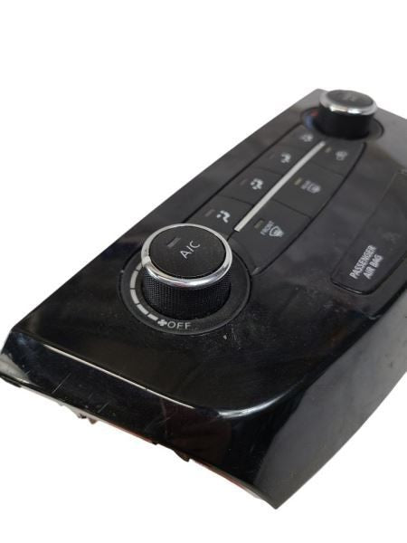 Temperature Control AC Fits 17-20 QASHQAI 601824