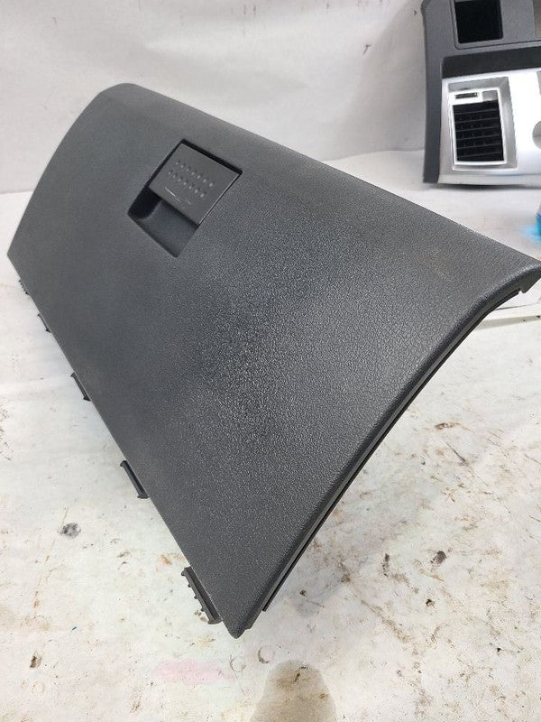 RAM2500   2007 Glove Box 625275