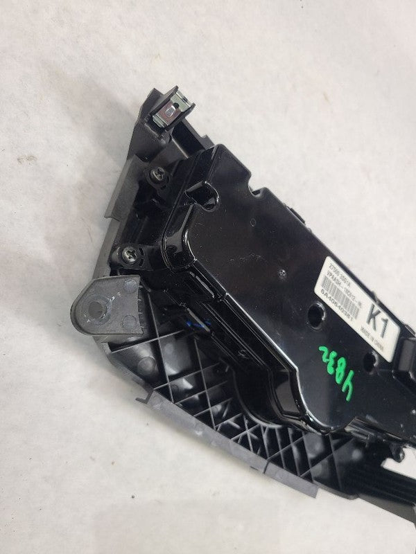 Temperature Control With Dual Zone Temperature Control Fits 13-14 SENT