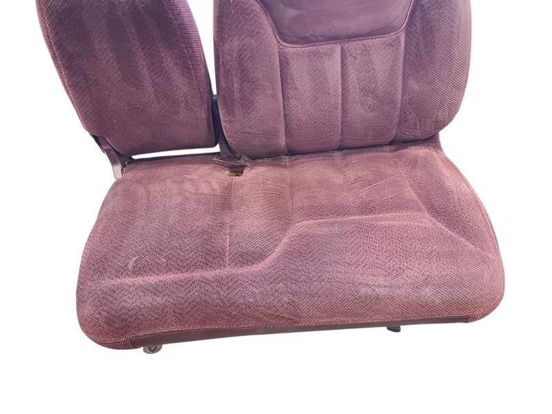 TCHEV2500 1995 Front Seat 670772