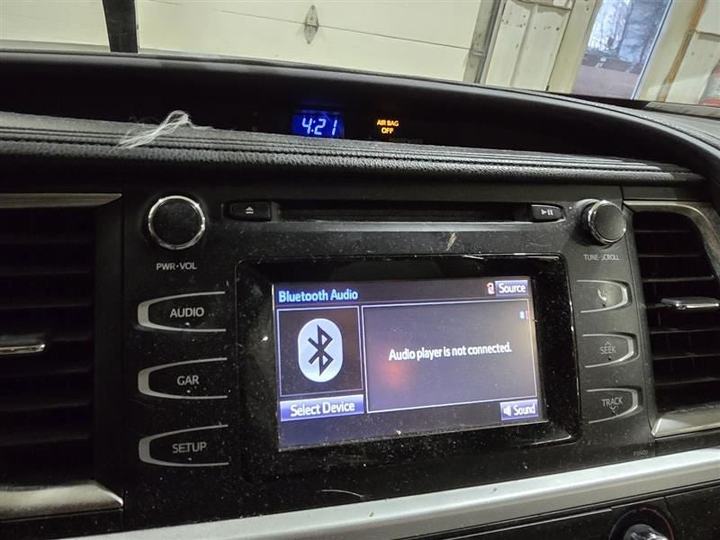 REAR HIGHLANDR 2015 2nd Row Passenger Side Retractor Seat Belt Rear 57