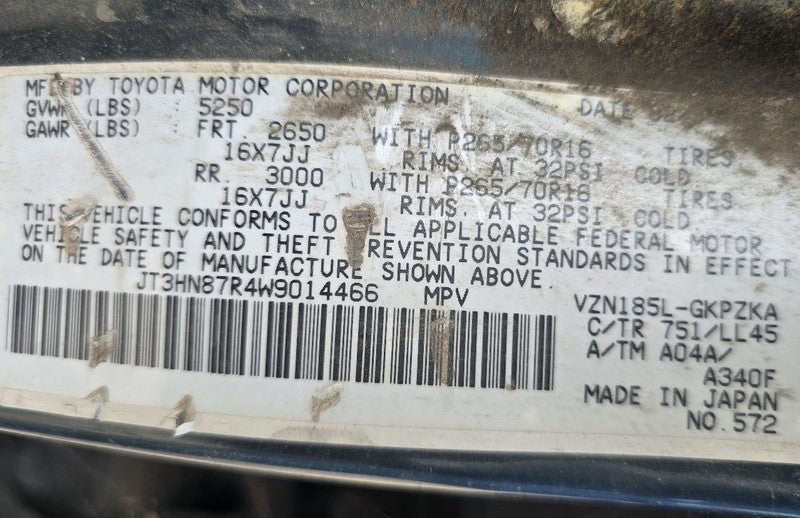 4 RUNNER  1998 Seat Belt Rear 643021