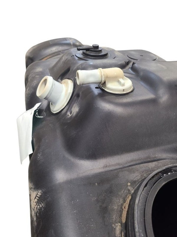 Fuel Tank Front Midship 137" Wb Fits 00-04 FORD F250SD PICKUP 677239