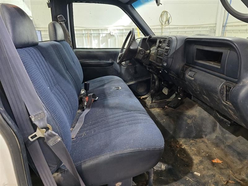 Seat Belt Front Bench Seat Passenger Fits 00-02 CHEVROLET 3500 PICKUP 