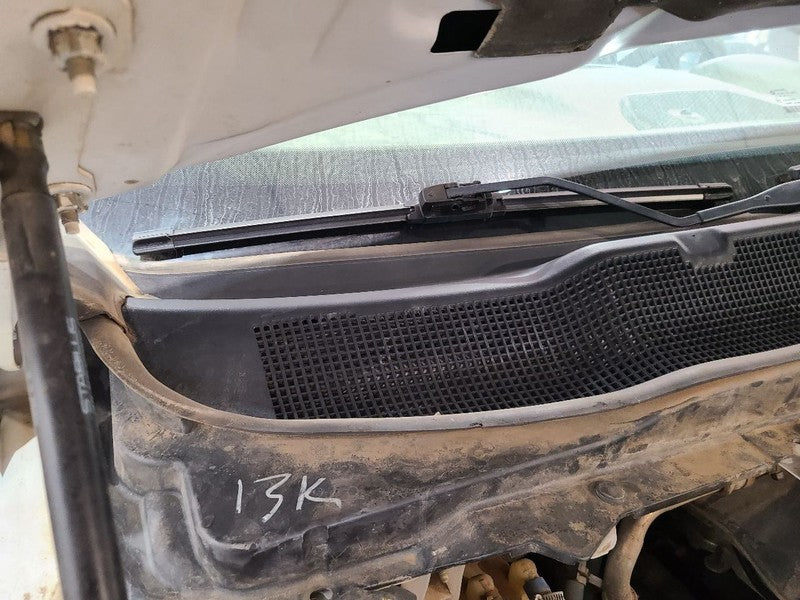 RAM2500   2019 Cowl 674136