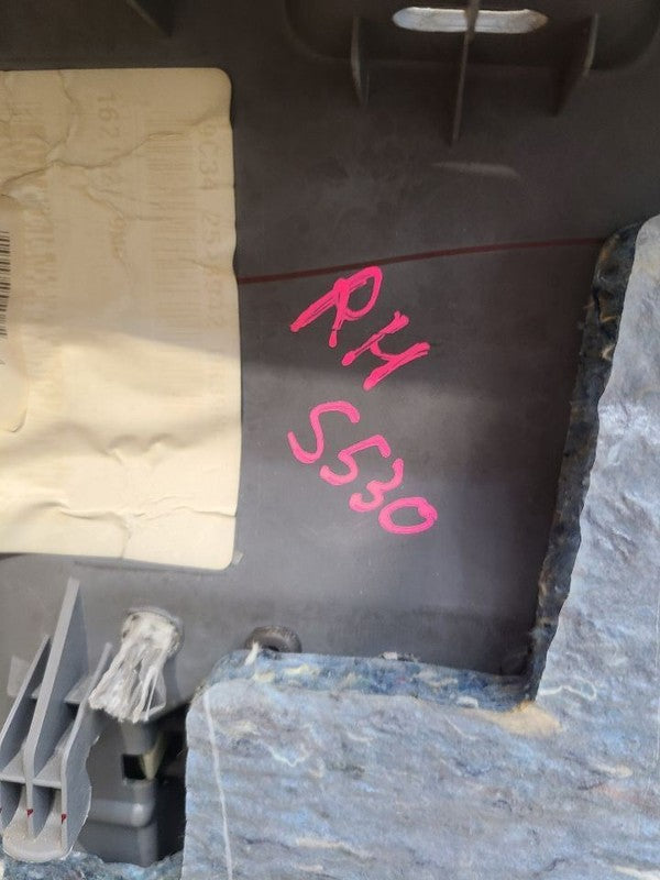 F250SD    2011 Front Door Trim Panel 667521