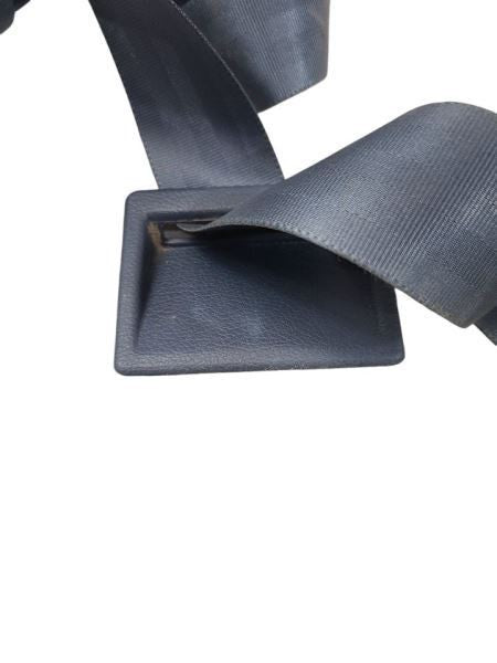 T100      1995 Seat Belt Rear 593146
